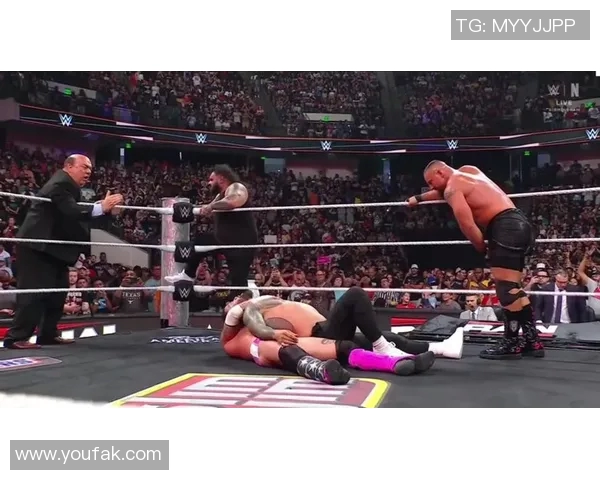 斯特劳曼与罗曼的巅峰对决谁能在擂台上称王称霸